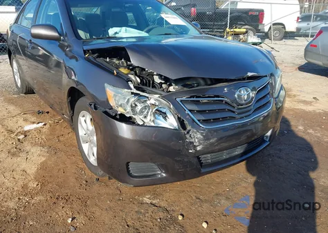 2011 Toyota Camry Le z USA, uszkodzony, nr VIN 4T1BF3EK4BU179721